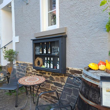 Weingut Matthias Dauns Apartment Reil Exterior foto