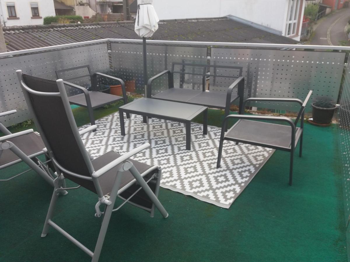 Weingut Matthias Dauns Apartment Reil Exterior foto
